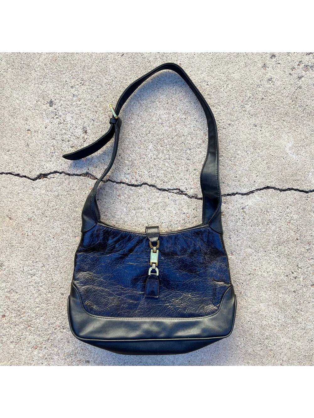 Giani Bernini Black 90s Medium Leather Gold Buckle Shoulder Bag